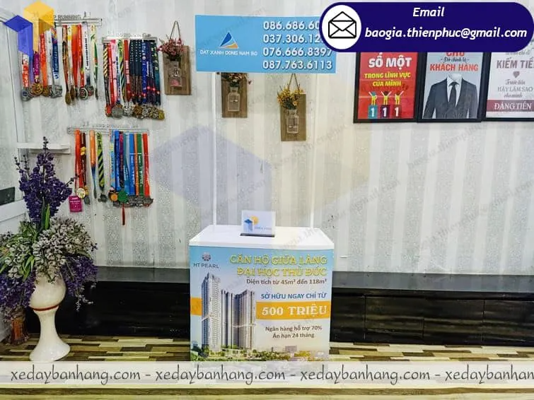 Booth bán hàng bằng nhựa công cụ hỗ trợ các chiến lược marketing